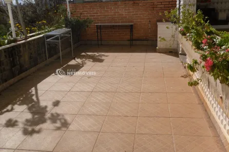 Casa com 4 Quartos à venda, 888m² no Santa Tereza, Belo Horizonte
