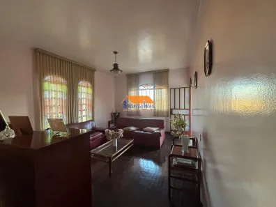 Casa com 4 Quartos à venda, 140m² no Ipê, Belo Horizonte