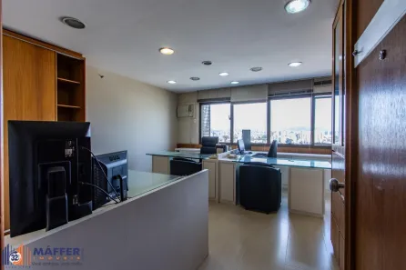 Sala Comercial à venda, 33m² no Praia de Belas, Porto Alegre