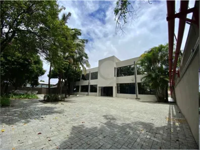 Prédio Comercial para alugar, 4571m² no Lapa de Baixo, São Paulo