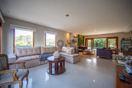 Casa de Condomínio com 3 Quartos para alugar, 289m² no Pousada dos Bandeirantes, Carapicuíba