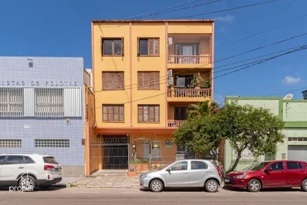 Apartamento com 2 Quartos para alugar, 58m² no Centro, Pelotas