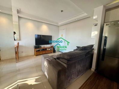 Apartamento com 2 Quartos à venda, 53m² no Vila Santa Terezinha, Carapicuíba