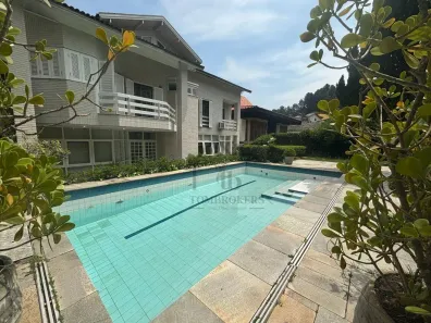 Casa de Condomínio com 3 Quartos à venda, 485m² no Alphaville, Santana de Parnaíba