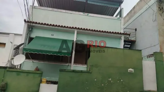 Casa com 4 Quartos à venda, 145m² no Vila Valqueire, Rio de Janeiro