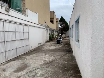 Galpão/Depósito/Armazém à venda, 685m² no Jardim Independência, Jacareí