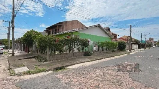 Casa com 2 Quartos à venda, 75m² no Hípica, Porto Alegre