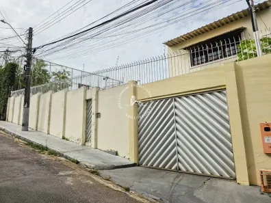 Casa com 5 Quartos à venda, 334m² no Parque 10 de Novembro, Manaus
