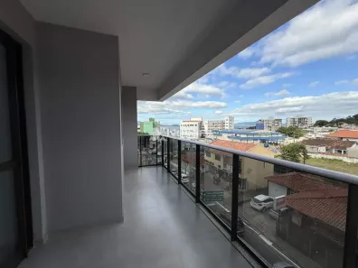 Apartamento com 3 Quartos à venda, 97m² no Praia Comprida, São José