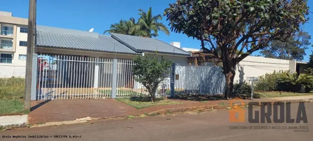 Casa com 4 Quartos à venda, 210m² no Jardim Villaggio Trombini, Campo Mourão