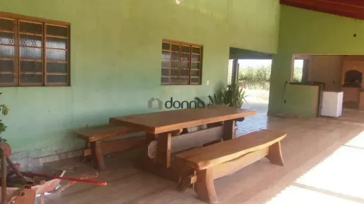 Fazenda/Sítio com 3 Quartos à venda, 180m² no Peirópolis, Uberaba