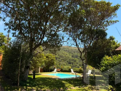 Casa de Condomínio com 3 Quartos à venda, 199m² no Cuiabá, Petrópolis