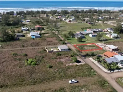 Lote/Terreno à venda, 300m² no , Balneário Arroio do Silva
