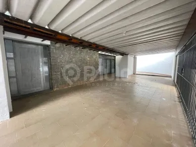 Casa com 4 Quartos para alugar, 274m² no Centro, Piracicaba
