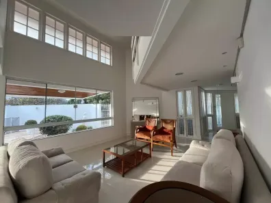 Casa com 4 Quartos à venda, 500m² no Córrego Grande, Florianópolis