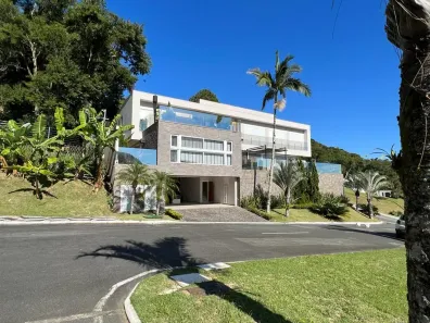 Casa de Condomínio com 4 Quartos para alugar, 550m² no Barra, Balneário Camboriú