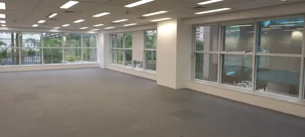 Sala Comercial para alugar, 200m² no Vila Nova Conceição, São Paulo