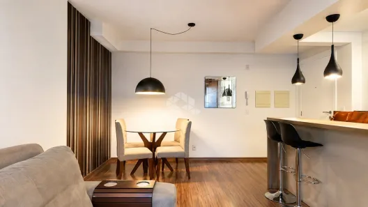 Apartamento com 2 Quartos à venda, 57m² no Passo da Areia, Porto Alegre