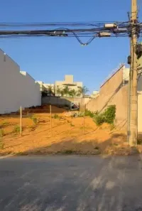 Lote/Terreno à venda, 485m² no Ibituruna, Montes Claros
