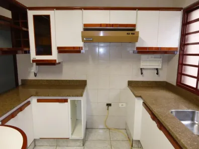 Casa com 2 Quartos para alugar, 105m² no Vila Bertini, Americana