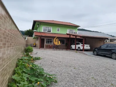 Casa com 3 Quartos à venda, 140m² no Rio Caveiras, Biguaçu