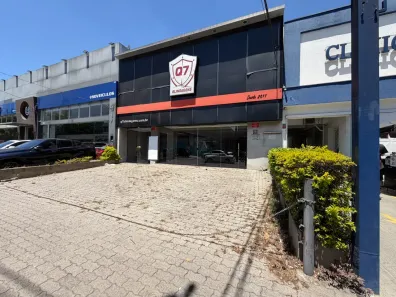 com 5 Quartos para venda ou aluguel, 400m² no Jardim Europa, São Paulo