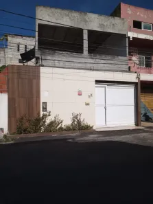 Casa com 3 Quartos para alugar, 100m² no Alto da Cruz, Camaçari