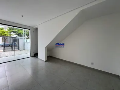 Casa com 2 Quartos à venda, 71m² no Tirol (Barreiro), Belo Horizonte