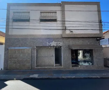 Sobrado com 1 Quarto para alugar, 336m² no Centro, Araraquara