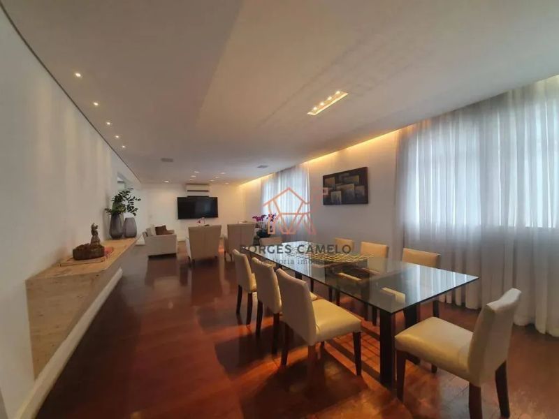 Apartamento com 5 quartos — Santa Efigênia, Belo Horizonte