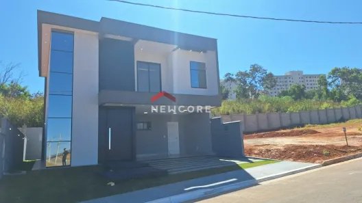 Casa de Condomínio com 4 Quartos à venda, 180m² no Residencial Reserva Paraíso, Valparaíso de Goiás