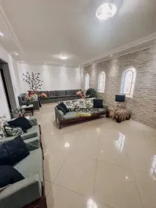 Sobrado com 5 Quartos à venda, 220m² no Fundação, São Caetano do Sul