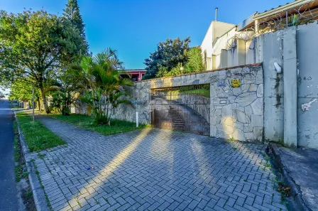 Casa com 4 Quartos à venda, 232m² no Portão, Curitiba