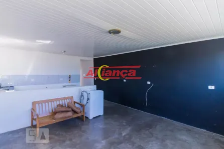 Casa com 2 Quartos para alugar, 90m² no Jardim Palmira, Guarulhos