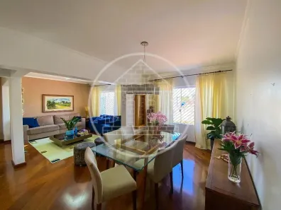 Sobrado com 3 Quartos à venda, 200m² no Cidade Dutra, São Paulo