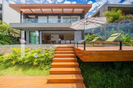 Sobrado com 5 Quartos à venda, 497m² no Centro, Xangri-lá