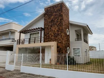 Casa com 3 Quartos à venda, 206m² no Ingleses do Rio Vermelho, Florianópolis