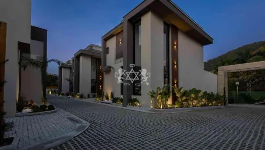Sobrado com 3 Quartos à venda, 199m² no Camburi, São Sebastião