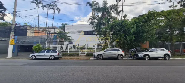 Imóvel Comercial para alugar, 572m² no Chácara Santo Antônio (Zona Sul), São Paulo
