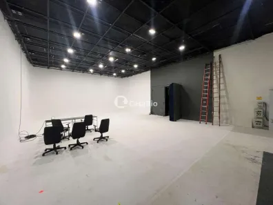 Prédio Comercial para alugar, 1300m² no Joá, Rio de Janeiro