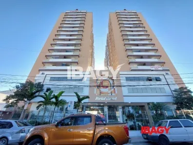 Apartamento com 3 Quartos para alugar, 93m² no Campinas, São José