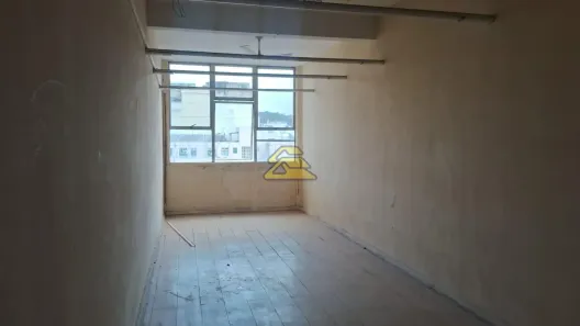 Sala Comercial para alugar, 147m² no Copacabana, Rio de Janeiro