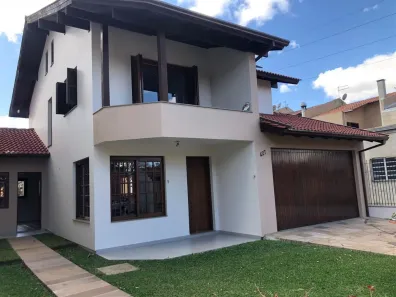 Casa com 3 Quartos à venda, 240m² no Desvio Rizzo, Caxias do Sul