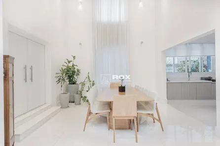 Casa de Condomínio com 5 Quartos à venda, 376m² no São Braz, Curitiba