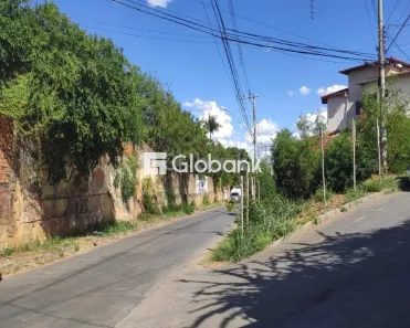 Lote/Terreno à venda, 1580m² no Vila Brasília, Montes Claros