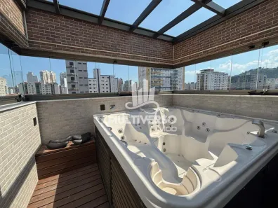 Sobrado com 4 Quartos à venda, 220m² no Campo Grande, Santos