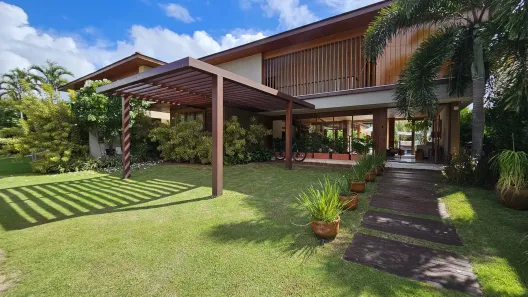 Casa de Condomínio com 5 Quartos à venda, 448m² no , Mata de São João