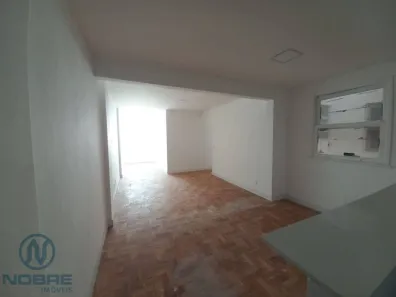 Apartamento com 2 Quartos para alugar, 50m² no Várzea, Teresópolis