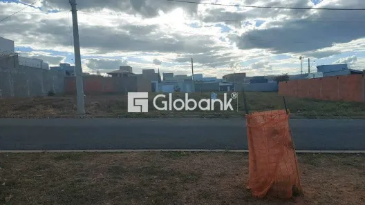Lote/Terreno à venda, 190m² no Loteamento Bosque das Palmeiras, Montes Claros