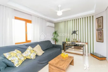 Sobrado com 4 Quartos à venda, 350m² no Sarandi, Porto Alegre